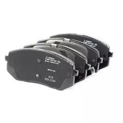 Колодки тормозные HYUNDAI ix35 (11-) KIA Sportage (10-) передние (4шт.) (без отверстий) BOSCH