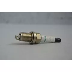 Свеча зажигания SK16R11