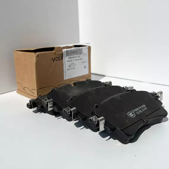 КОЛОДКИ ЗАДНИЕ AUDI A4 A5 Q5 Q7 ДИСКОВЫЕ (DELCOPARTS) 19377515
