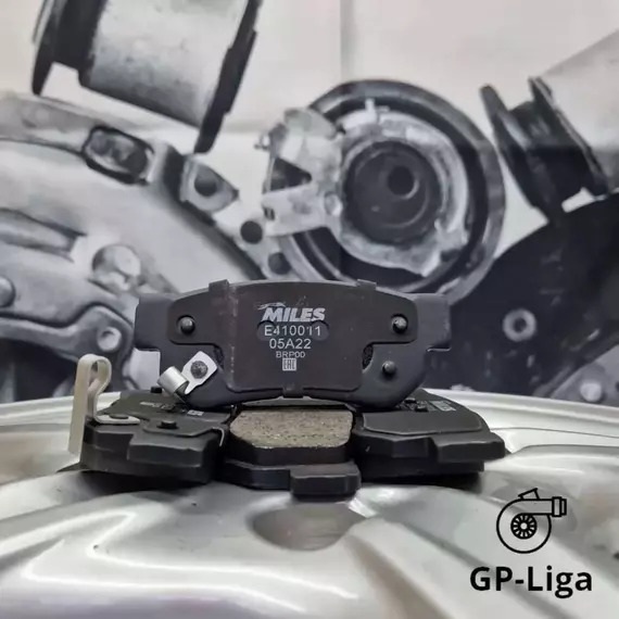 Колодки задние для HYUNDAI ELANTRA (HD), GETZ, SANTA FE, SONATA IV-V E410011