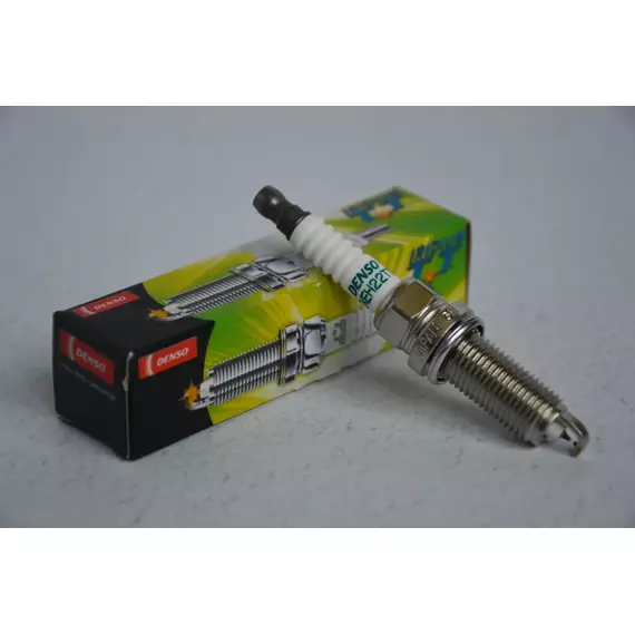 Свеча зажигания IXEH 22TT 4
